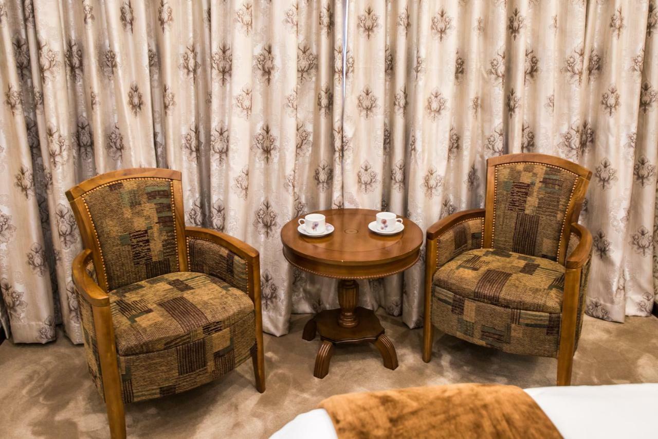 Ekupholeni Garden Villas Манзини Экстерьер фото